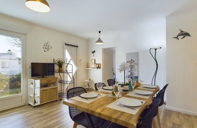 Bourg d'Olonne s/Mer, charming house for 6 people
