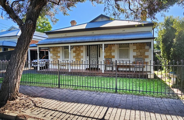 Boutique Comfort in Unley – Your Home Away from Home- Minutes from CBD