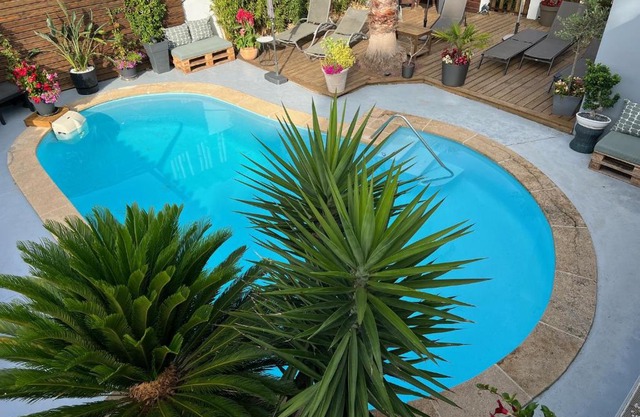 Boutique Hôtel Le Medieval - Parking- Accueil vélo