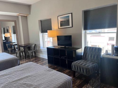Boutique Hotel Room 9