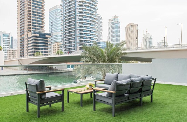 Boutique Living - Dubai Marina Wharf 2