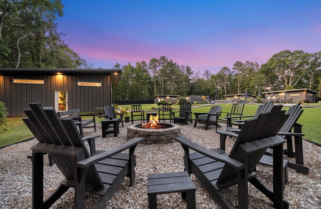 Boutique Resort for Grown-Ups – Hot Tub, Fire Pit, and Chill Vibes- Home 3