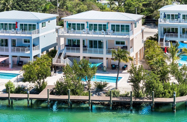 Brand new 5bed/6Bth pool w/76 ft of Dockage- 2 Homes Next Door Available as well
