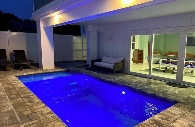 BRAND NEW 7-bed with PRIVATE POOL! Lewes Beach Hideaway, steps to beach & town!