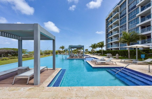 Brand New Apartment, Panoramic Ocean Views