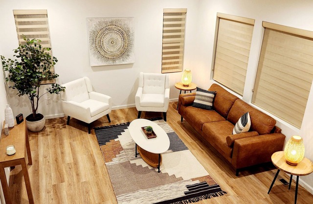 Brand New House, 2 mins to i-25, Sleeps 10