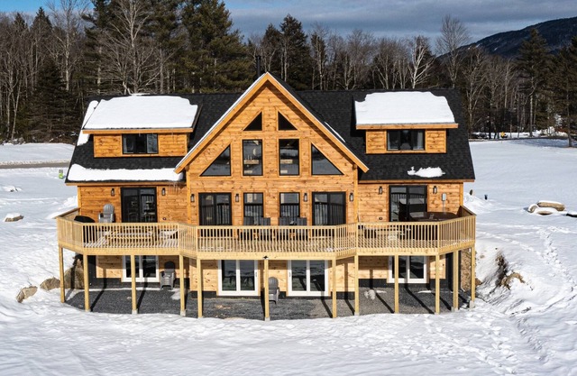 Brand New Log Home with Stunning Stratton Views!!!