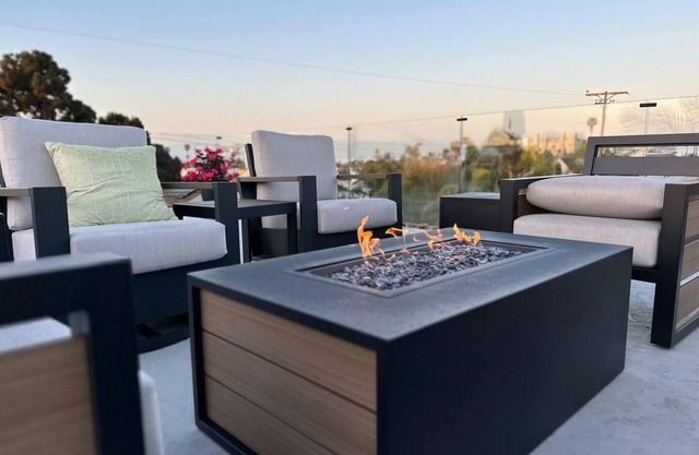 Brand New, Ocean/City Views, 2 Decks, AC, Parking!