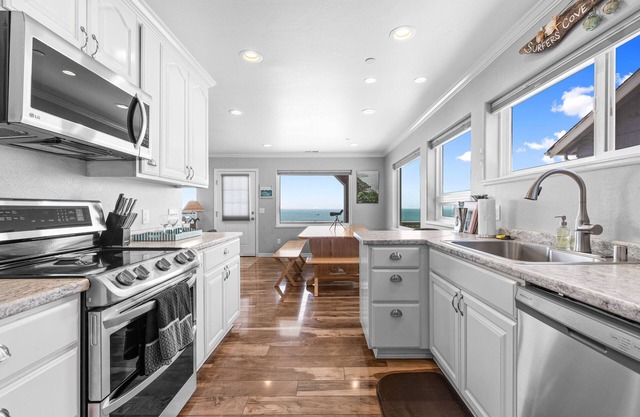 Brand new oceanfront home with amazing views!