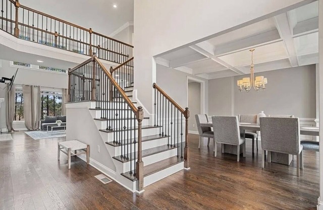 Brand new Spacious 5-bedroom house in quiet neighborhood.