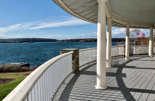 Breathtaking Oceanfront Estate