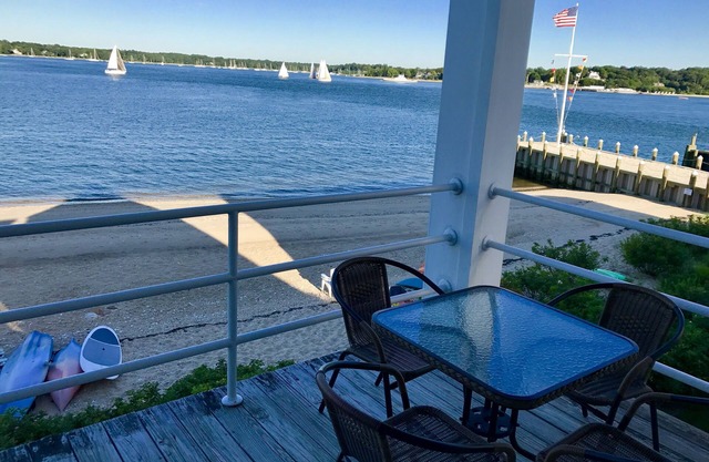Breathtaking Waterfront Greenport Village Condo, private beach, pool, tennis
