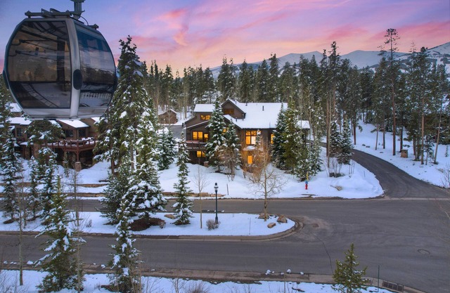 Breckenridge 91 - Four Bedroom Villa, Sleeps 12