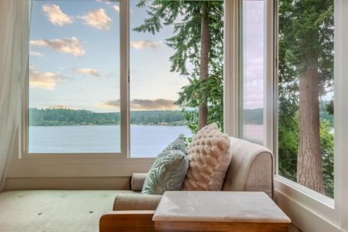 Bremerton Waterfront Views