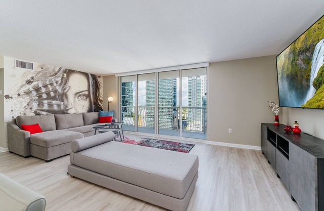 Brickell, Miami Home in the Sky!
