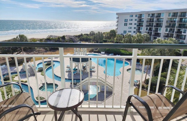 Bridgewater 414 - Oceanfront w/Lazy River! Nicely Furnished, 2 Bedroom, 2 Bath