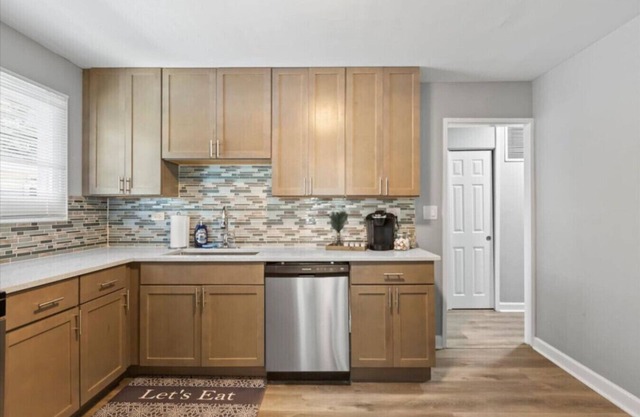 Bright 3BR Gem in Wheeling
