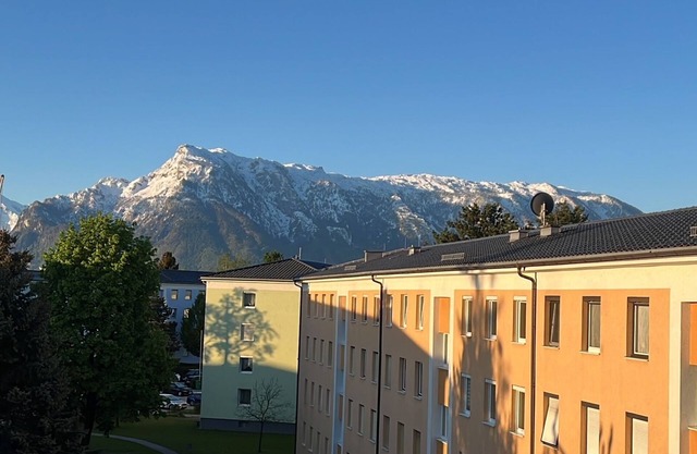 Bright 4-room apartment with fantastic views of the Untersberg