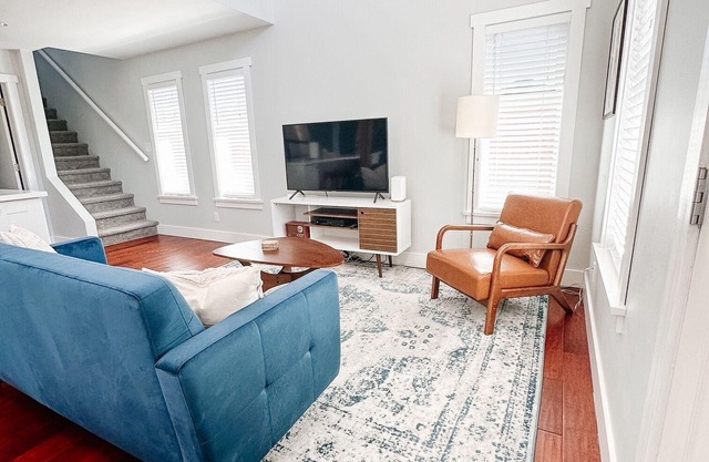 Bright & Airy 2 Bed Guest House