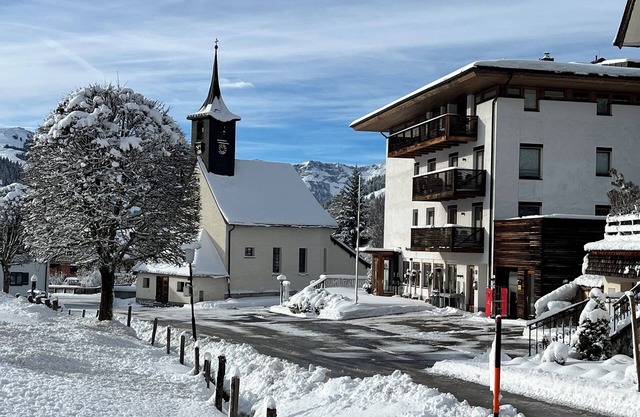 Bright and spacious apartment with in-house sauna