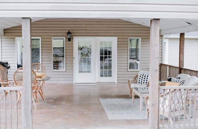Bright and Spacious Maple Fork