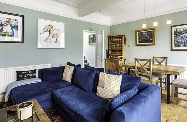 Bright Brixton Garden Apartment