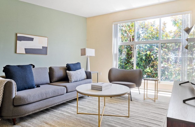 Bright South SF 1BR w/ W/D, Gym, Pool, next to BART & TJ, by Blueground