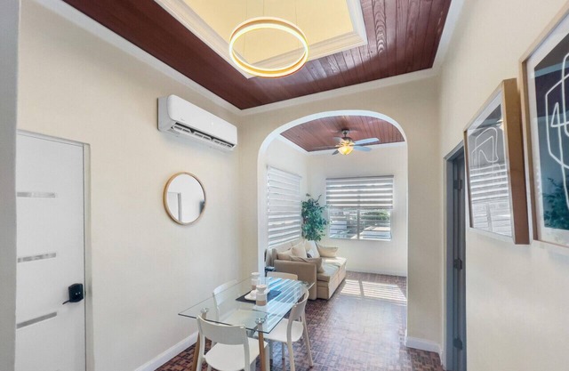 Bright & Stylish Apt @ Calle Loiza - Walk to Beach