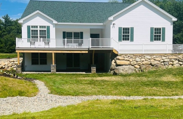Bright & Tranquil Bolton Gem - mins from Lake George!