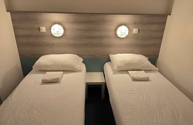 Brit Hotel Essentiel Poitiers – Gare du Futuroscope