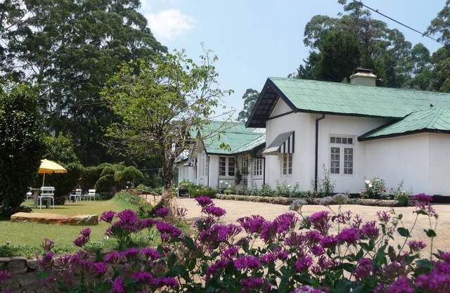 British Colonial Bungalow .
