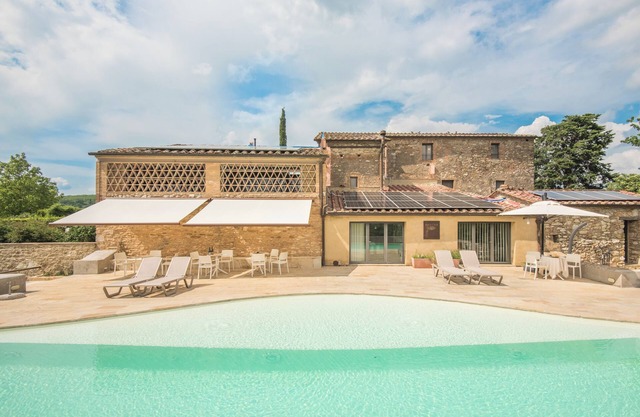 'Brotes Appartamento Ciliegio' Apartment with Shared Pool, Wi-Fi and Air Conditioning