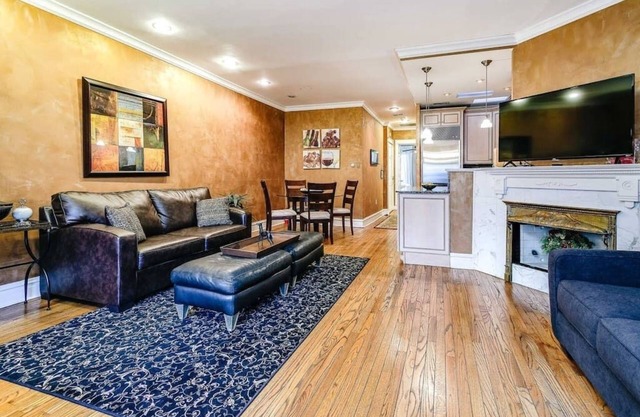 Brownstone, 2 entire units Gold Coast