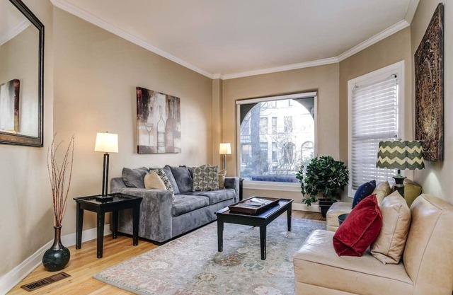 Brownstone in Gold Coast