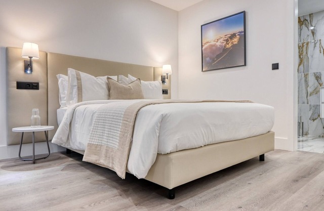 BSE15 Apartments 2F, a Home in Madeira