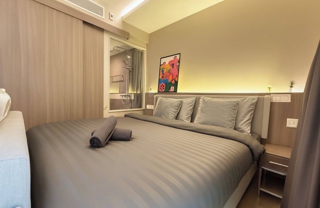 BTS Thong Lor Low-rise Condo City Center