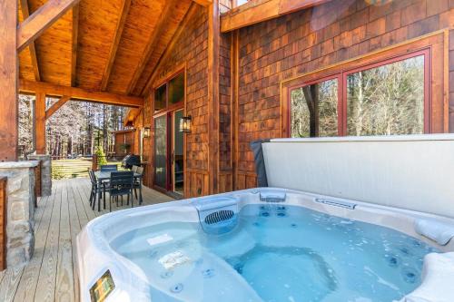 Buddys Cabin