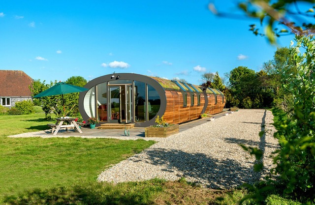 Bumble Barn - Three Bedroom House, Sleeps 6