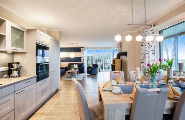 Bungalow for 7 guests with 117m² in Fehmarn OT Klausdorf (57929)