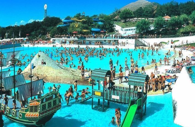 Bungalow with free water park entry at Villaggio Il Paese di Ciribi, Ceriale