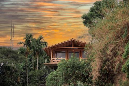 Burning Mountain Chalet