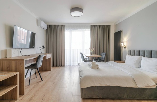 Business Deluxe Studio 38