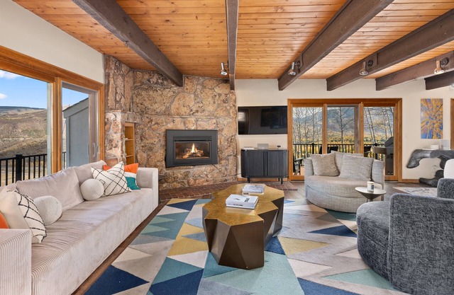 Buttermilk Ski Chalet | Sleep 10, Ski To Halfpipe!