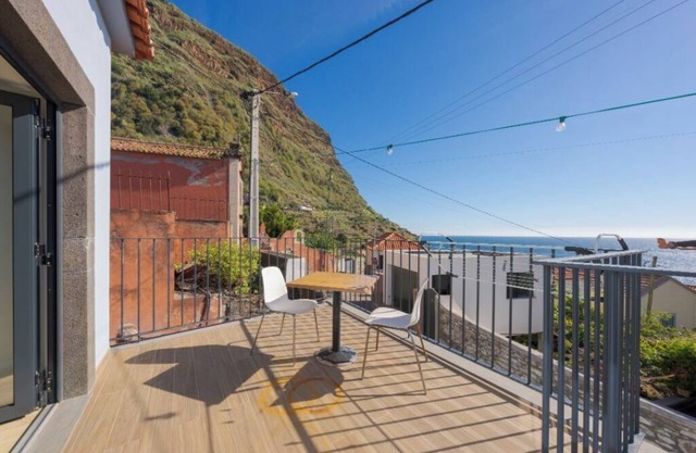 Buzio Apartment in Jardim do Mar Beach