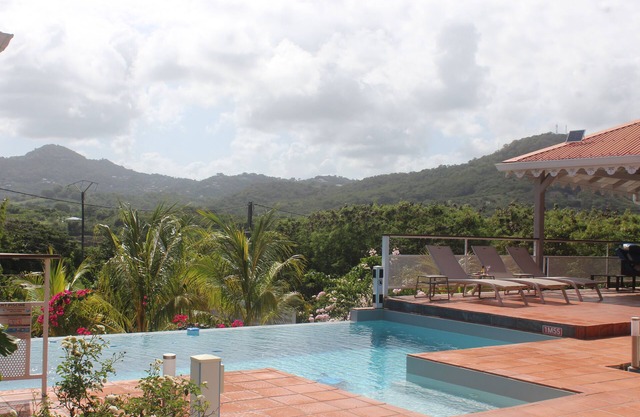 Bwa Kanpech Villa