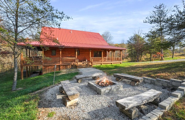 Byers Haven | Private Lodge | Hocking Hills
