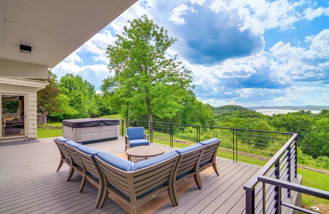 Byrdstown Home on 65 Acres w/Pool, Trail to Lake!