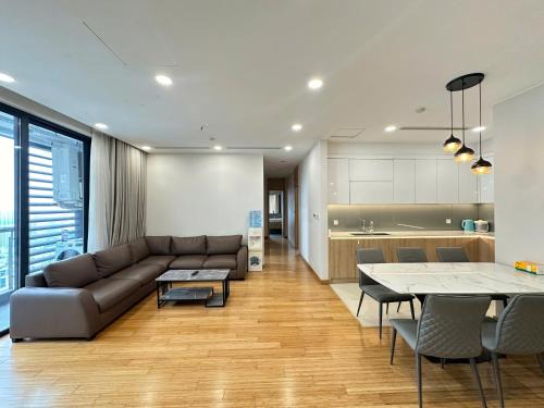 Căn hộ dịch vụ 3 phòng ngủ The Zei Lê Đức Thọ - Mỹ Đình
