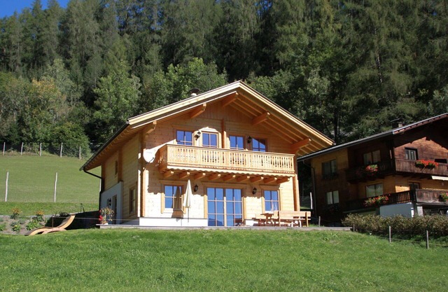 Cosy apartment in villa for 6 guests with WIFI, TV, terrace and pets allowed