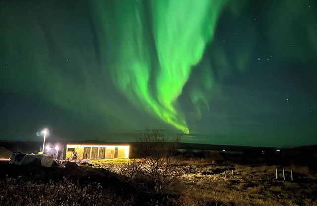 Cozy Icelandic house with views to lake Apavatn
